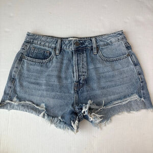 Hidden Light Wash Denim Uneven Hem Fray Mom Shorts button fly medium 100% cotton